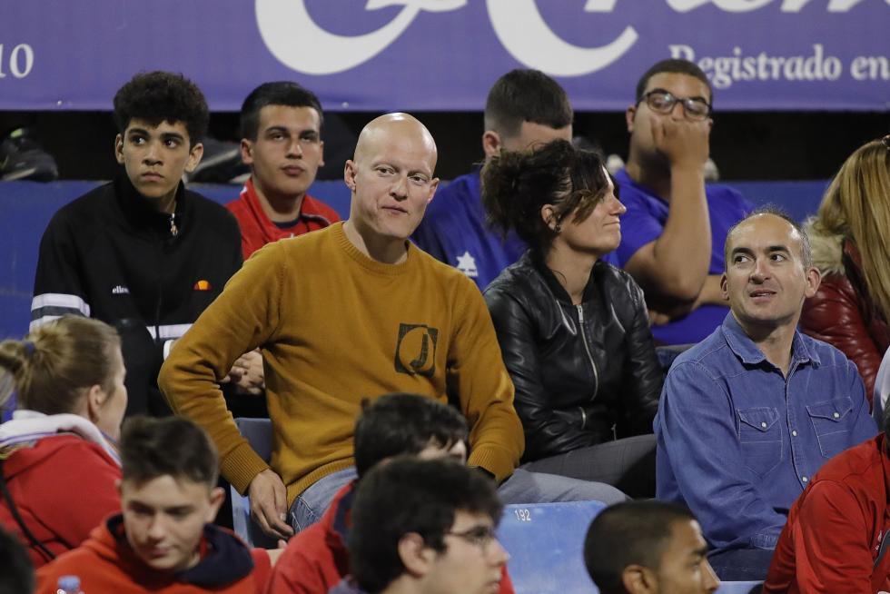 La afición animando al Real Zaragoza en La Romareda durante el partido Real Zaragoza – Alcorcón