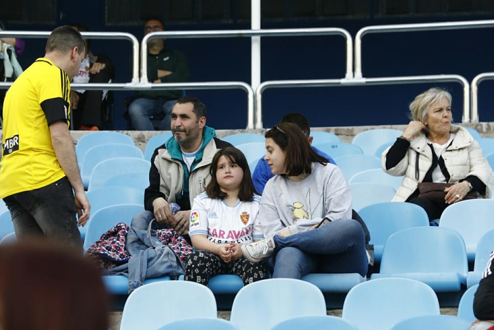 Búscate en La Romareda durante el partido Real Zaragoza – Alcorcón
