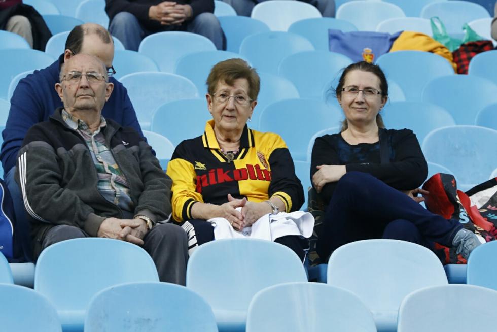 Búscate en La Romareda durante el partido Real Zaragoza – Alcorcón