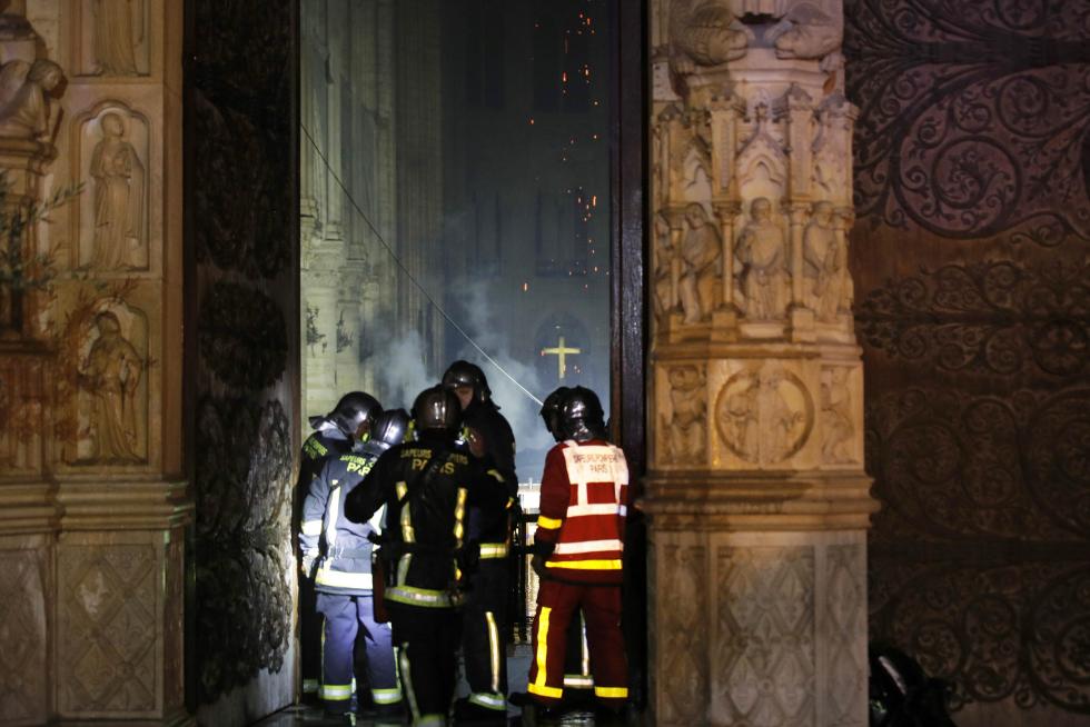 La catedral de Notre Dame, en llamas.