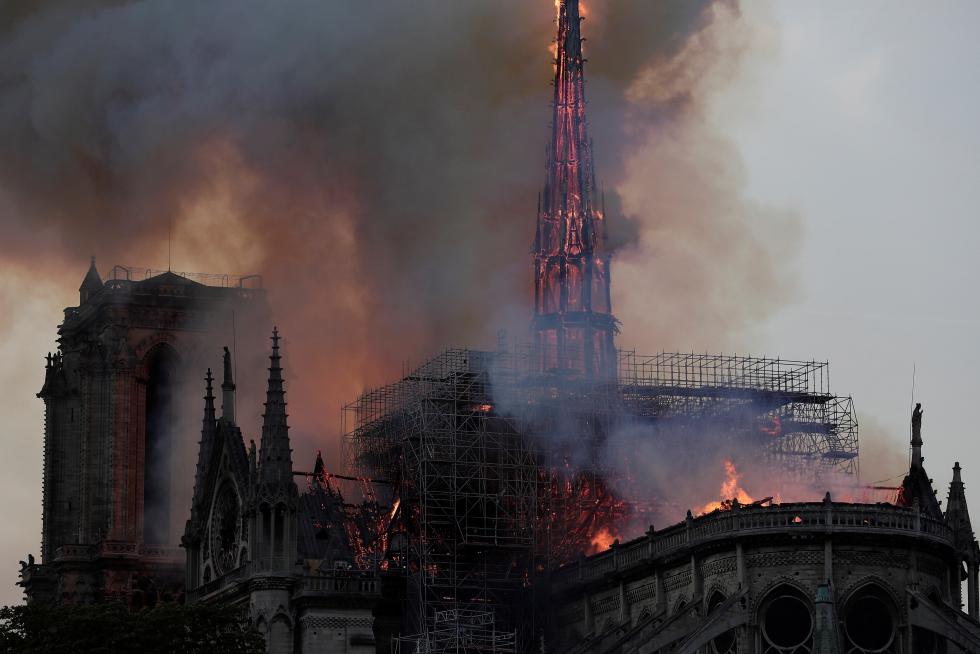 La catedral de Notre Dame, en llamas.