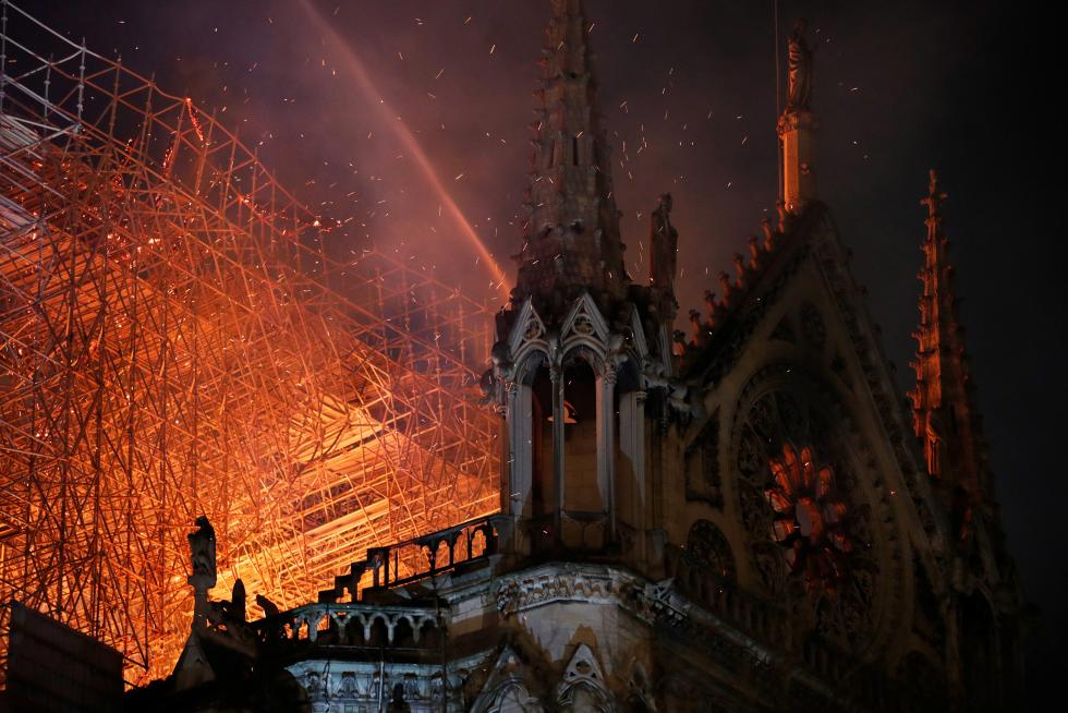 La catedral de Notre Dame, en llamas.