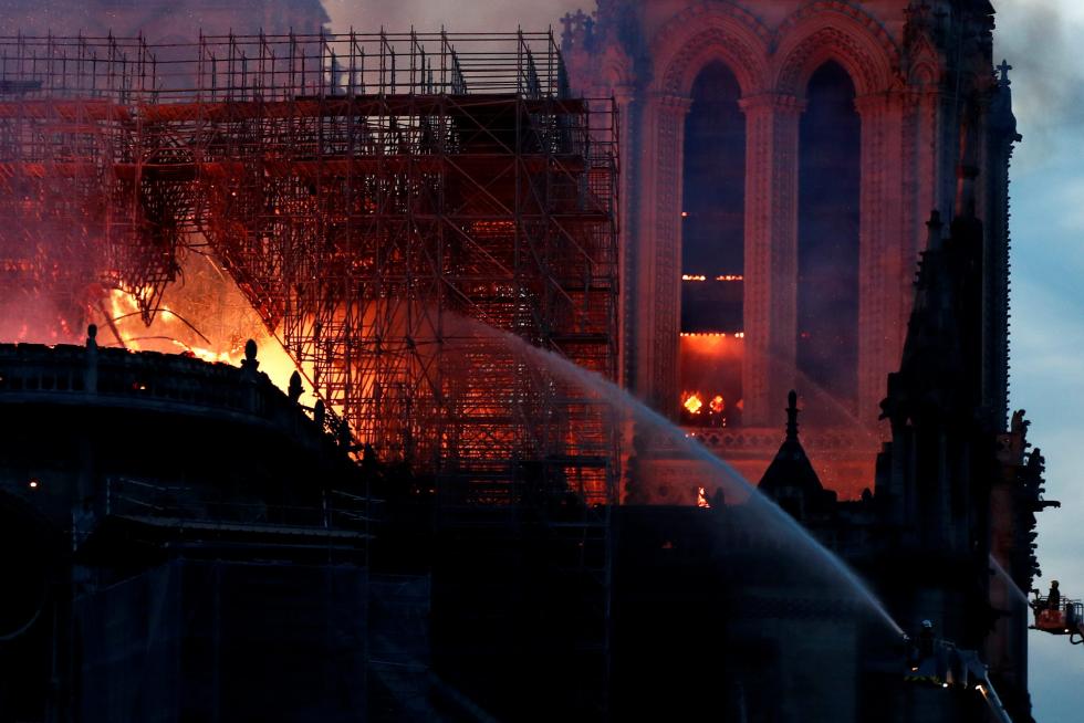 La catedral de Notre Dame, en llamas.