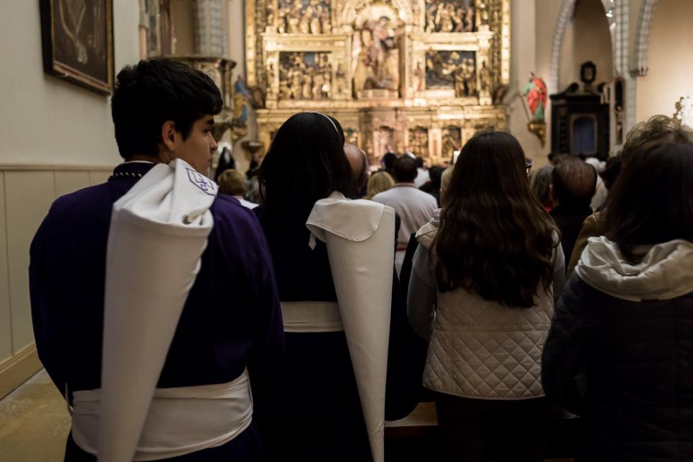 Imágenes de las procesiones del Lunes Santo en Zaragoza