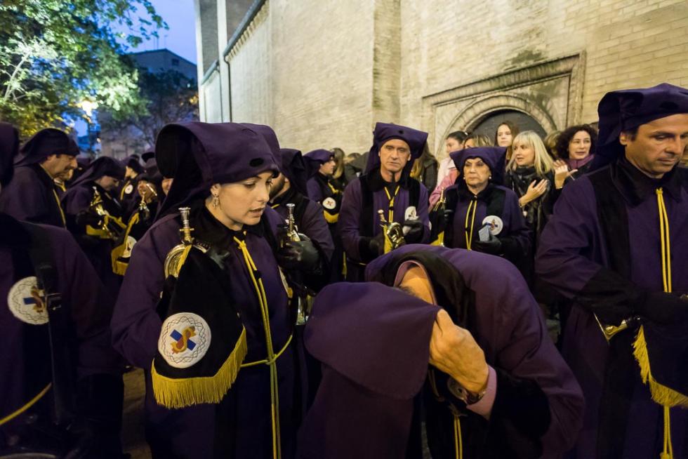 Imágenes de las procesiones del Lunes Santo en Zaragoza