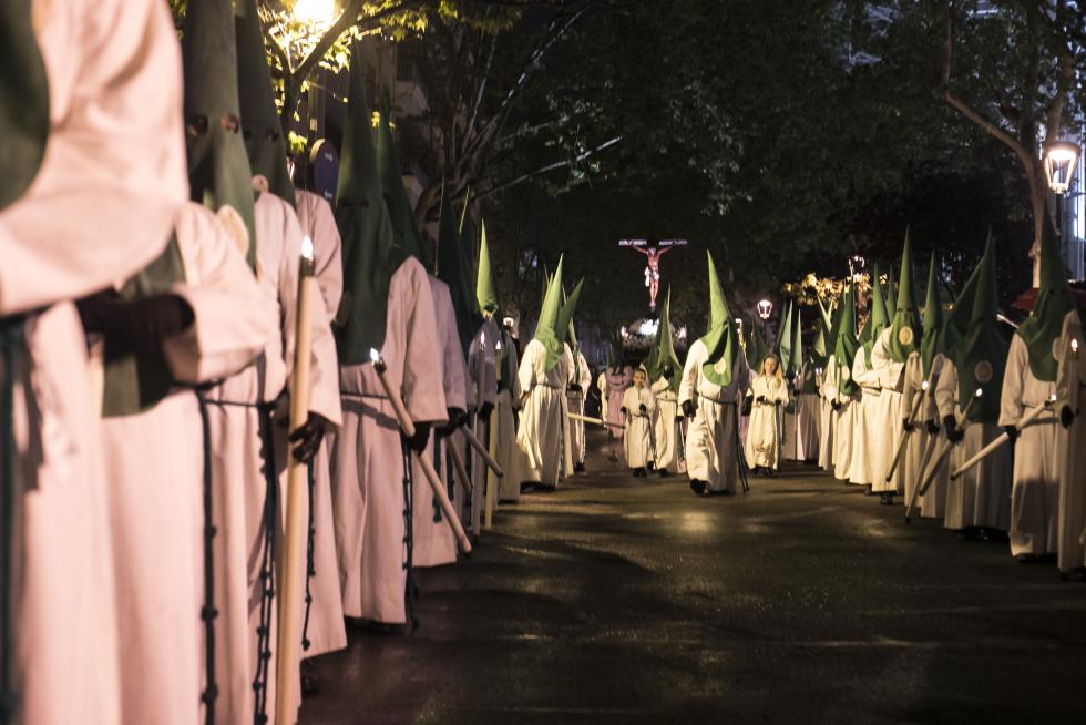 Imágenes de las procesiones del Lunes Santo en Zaragoza