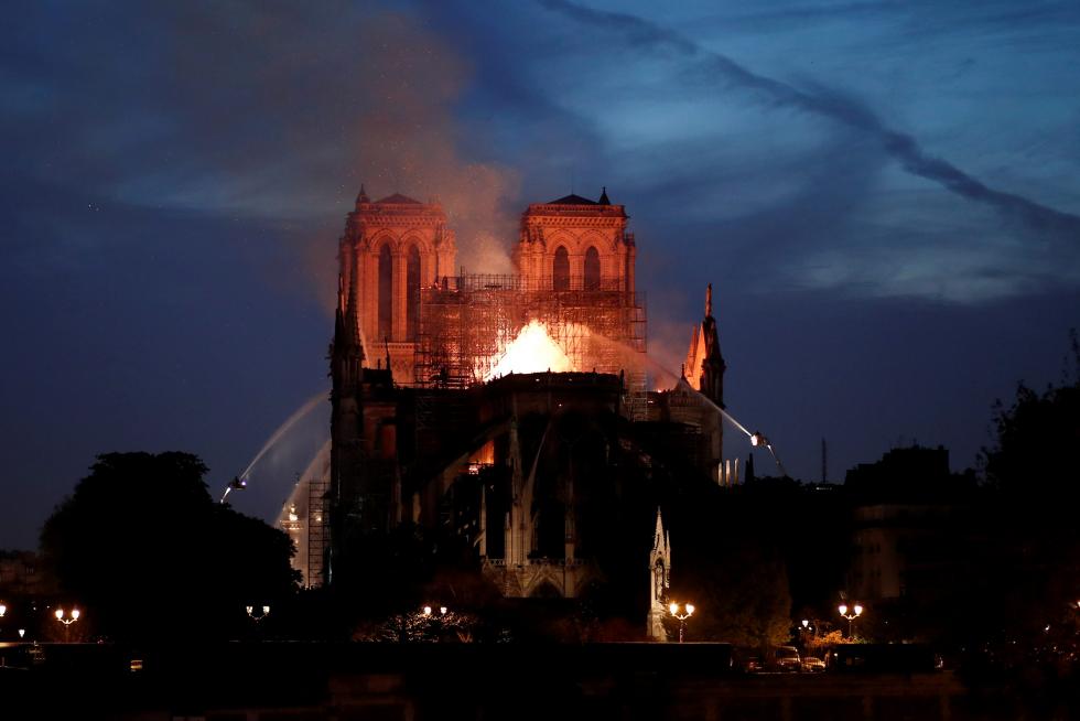 Incendio en la catedral de Notre Dame de París.