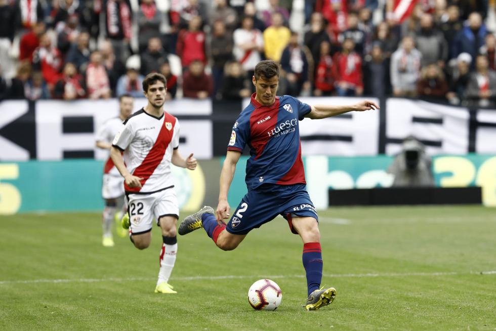 Encuentro entre el Rayo Vallecano y la SD Huesca.