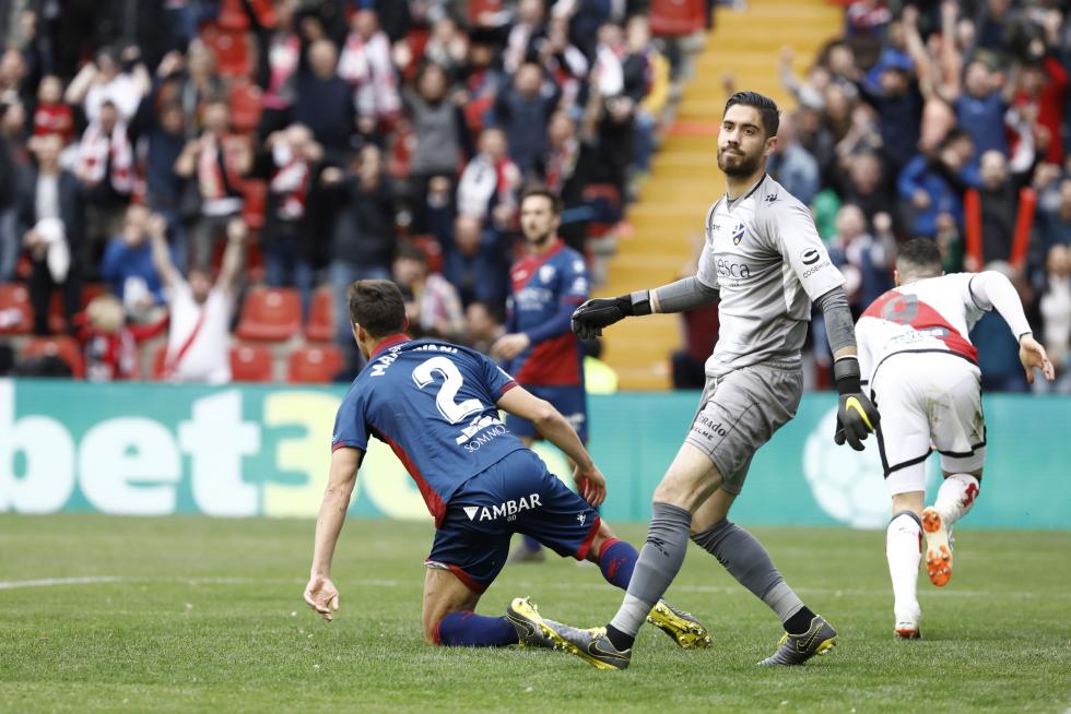 Encuentro entre el Rayo Vallecano y la SD Huesca.