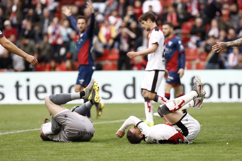 Encuentro entre el Rayo Vallecano y la SD Huesca.