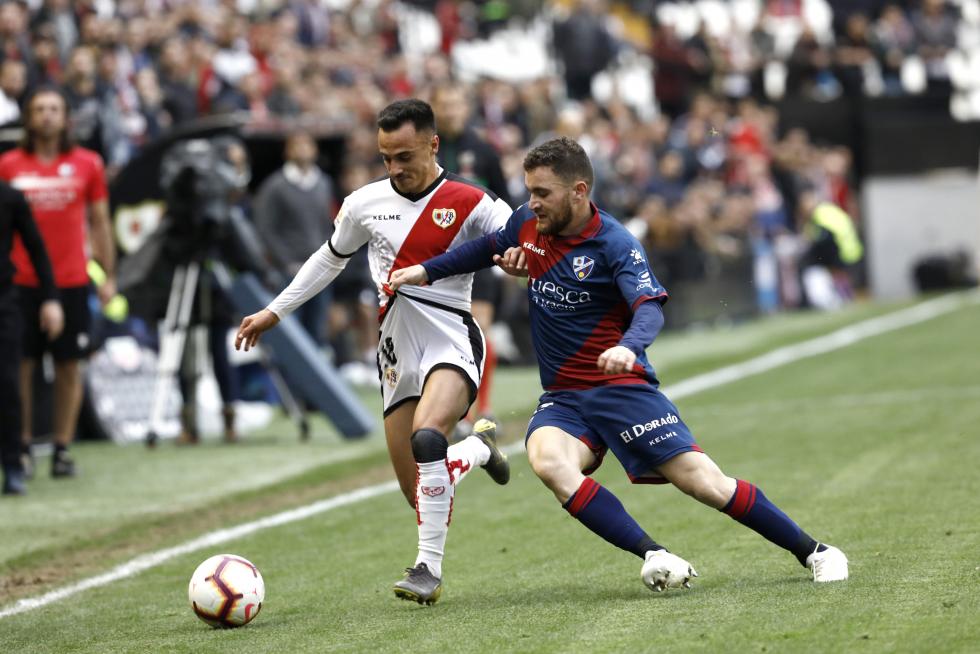 Encuentro entre el Rayo Vallecano y la SD Huesca.