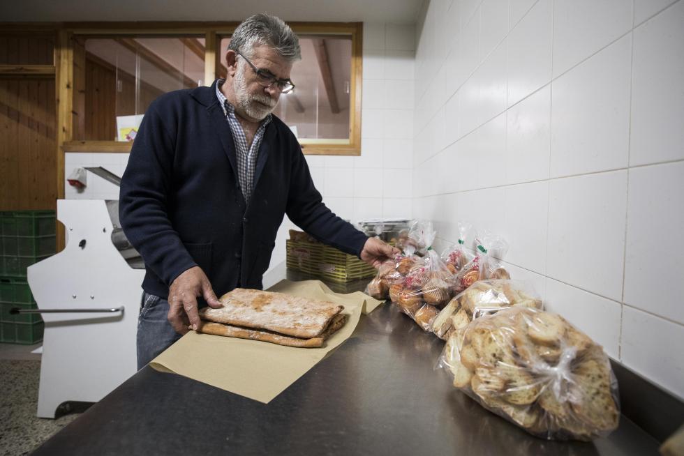 El trabajo recopilador de Miguel Bravo, que aloja en la red social Facebook, y la aplaudida gestión de Obdulia Gracia recogen la huellas del pasado y han puesto los cimientos de un futuro halagüeño.