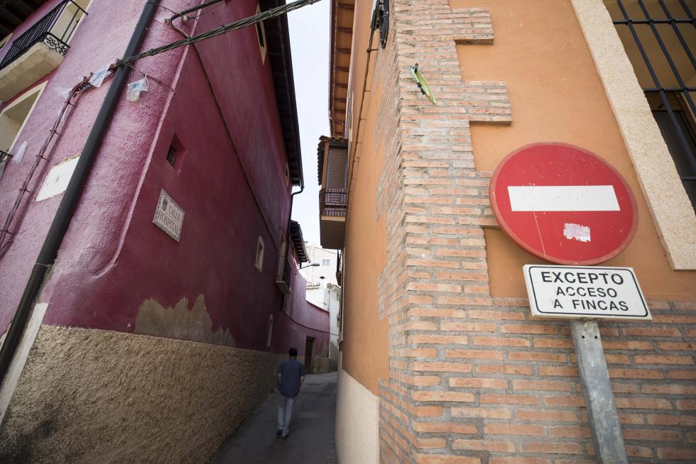 Dada la cercanía con el Monasterio de Piedra y la voluntad (asociativa y municipal) de maximizar el potencial turístico local con nuevas ideas, la localidad se ha convertido en un ejemplo de superación.