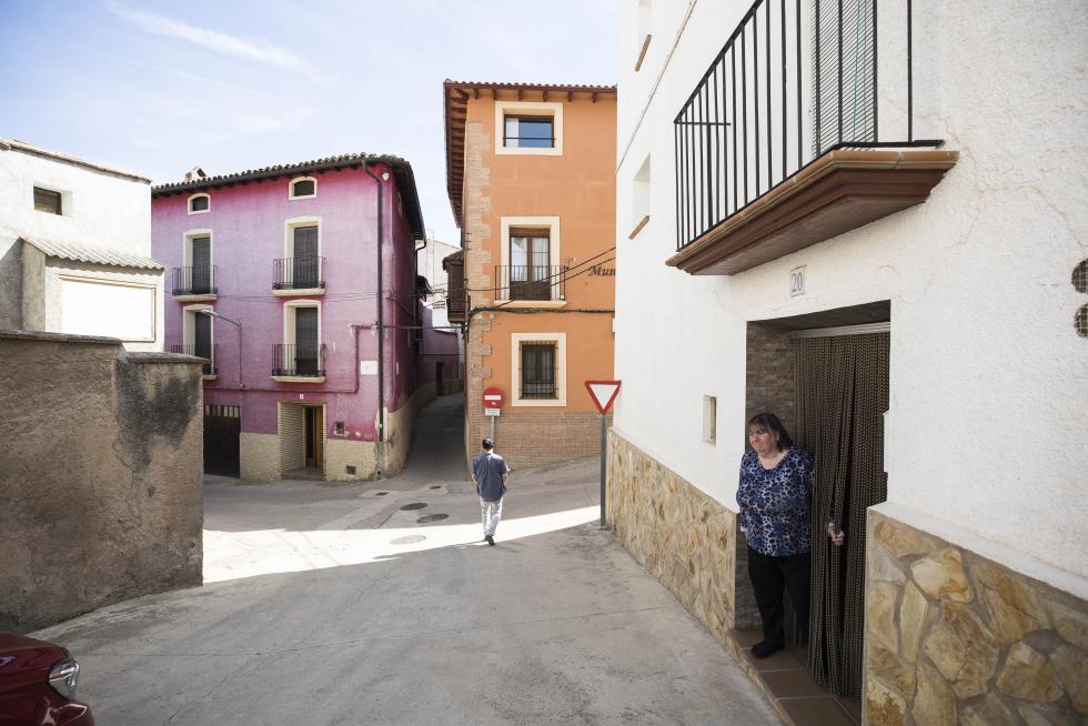 Dada la cercanía con el Monasterio de Piedra y la voluntad (asociativa y municipal) de maximizar el potencial turístico local con nuevas ideas, la localidad se ha convertido en un ejemplo de superación.