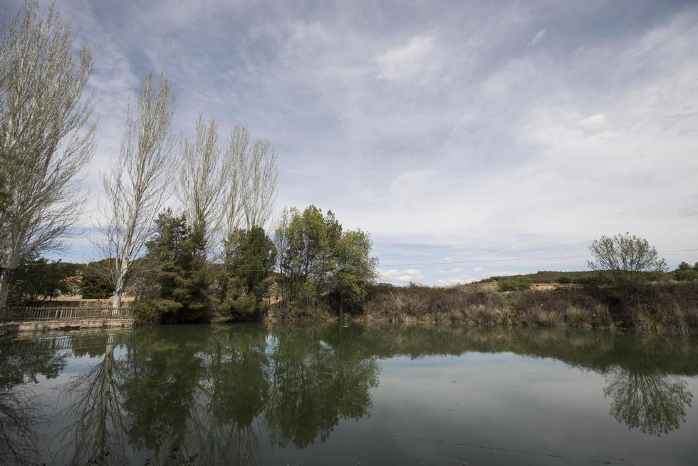 Dada la cercanía con el Monasterio de Piedra y la voluntad (asociativa y municipal) de maximizar el potencial turístico local con nuevas ideas, la localidad se ha convertido en un ejemplo de superación.