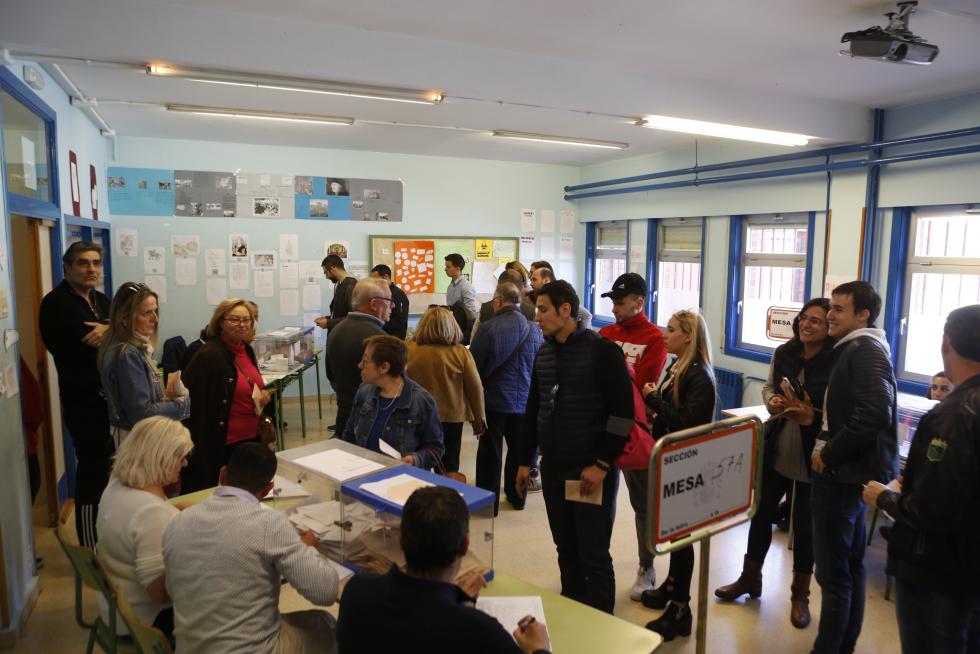 Votación en el IES Miguel de Molinos.