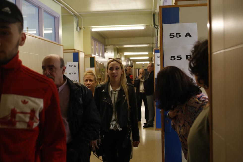 Votación en el IES Miguel de Molinos.