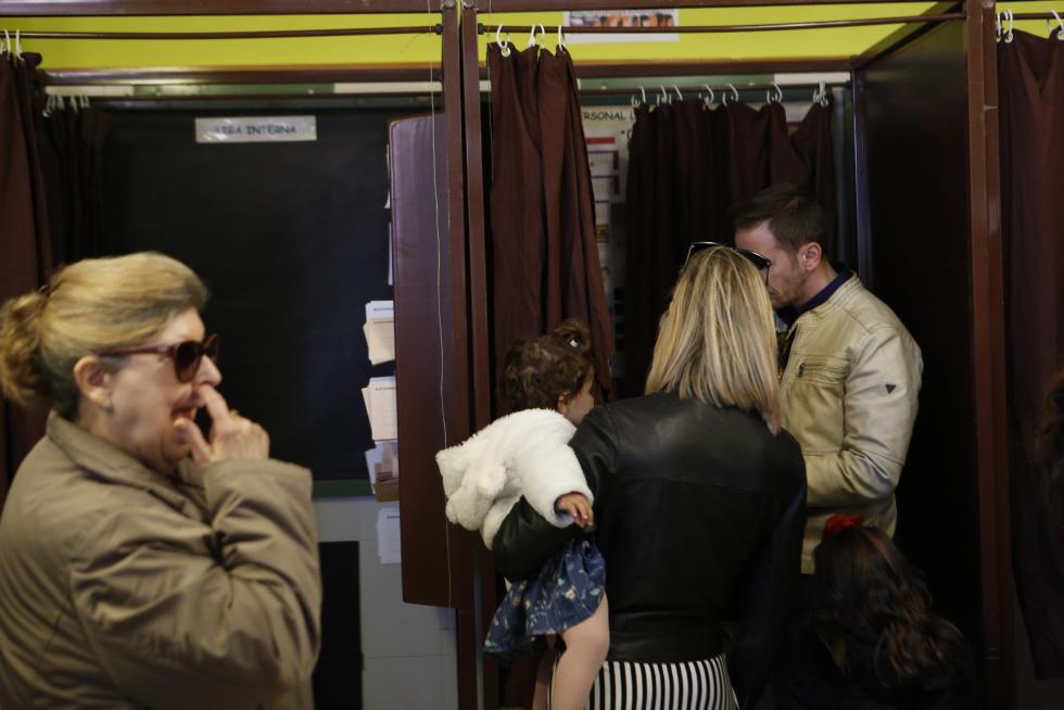 Votación en el IES Miguel de Molinos.