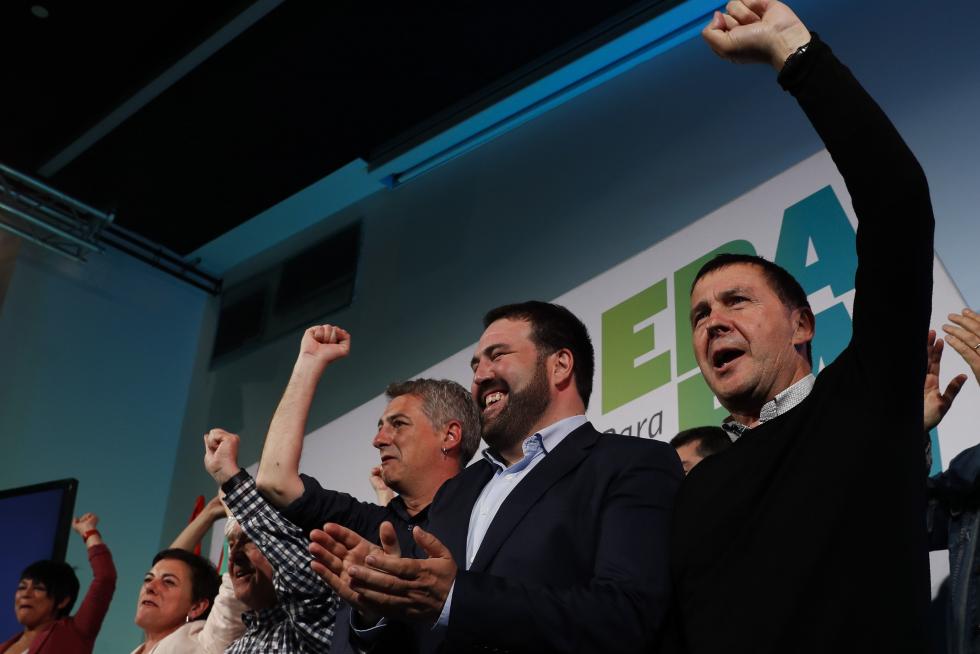 La noche electoral, en imágenes