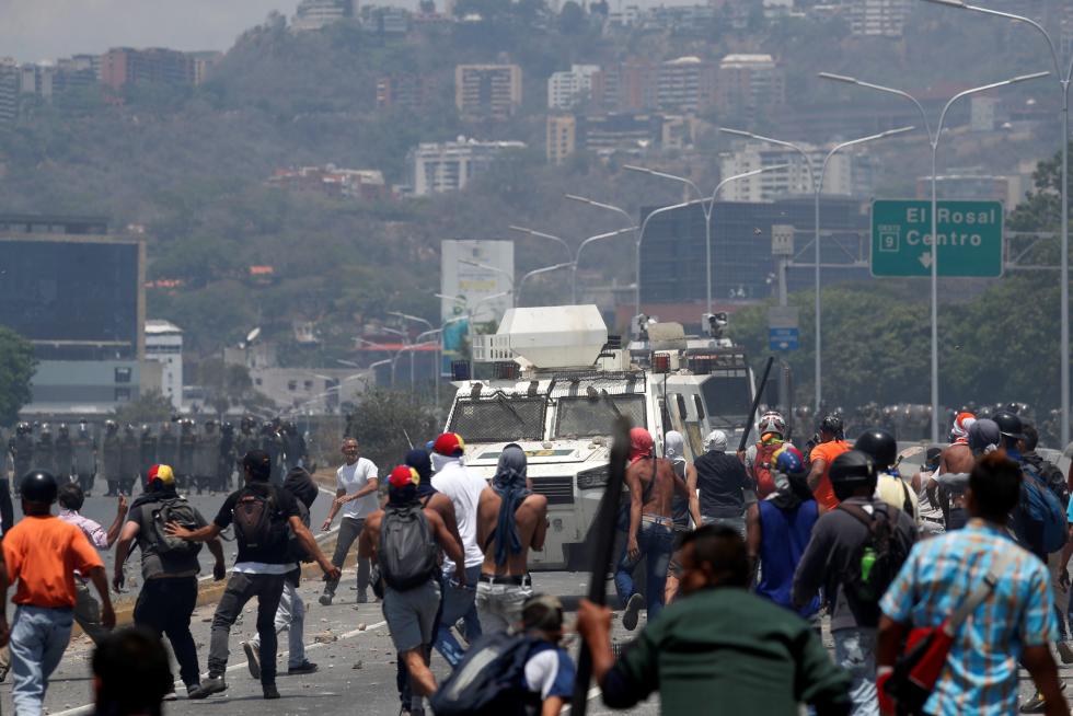 Alzamiento contra el régimen de Maduro en Venezuela
