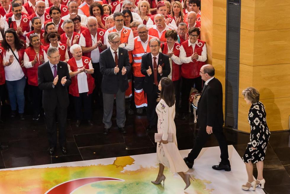 La reina Letizia preside en Zaragoza el acto central del Día Mundial de Cruz Roja