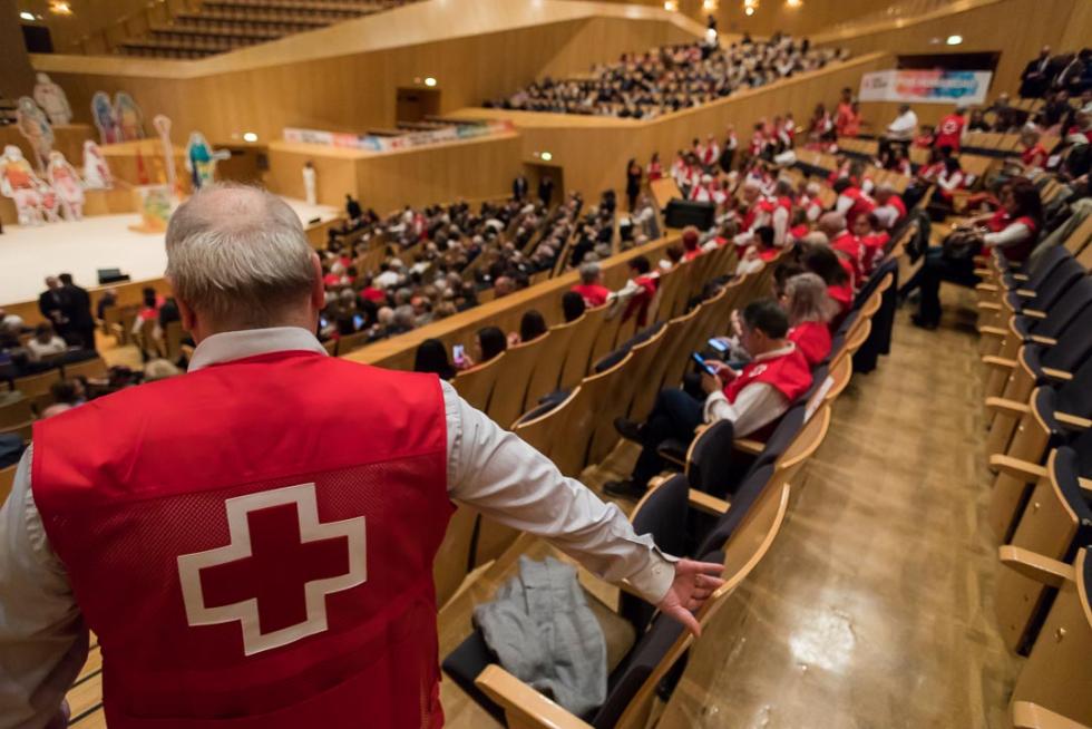 La reina Letizia preside en Zaragoza el acto central del Día Mundial de Cruz Roja