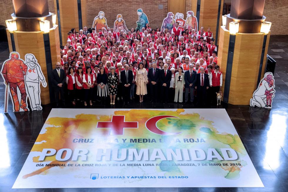 La reina Letizia preside en Zaragoza el acto central del Día Mundial de la Cruz Roja.