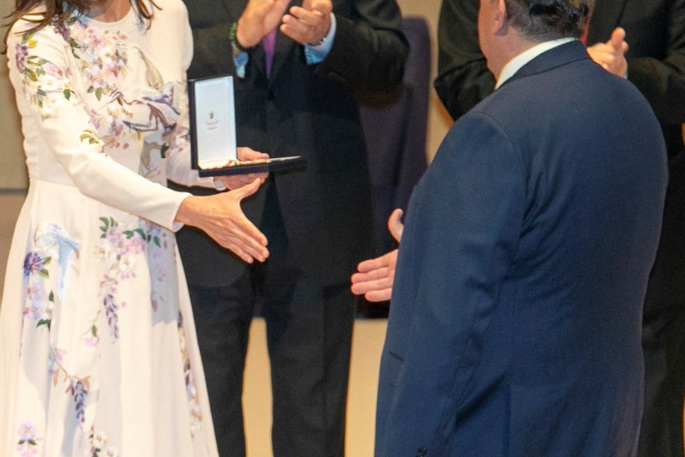 La reina Letizia preside en Zaragoza el acto central del Día Mundial de la Cruz Roja.