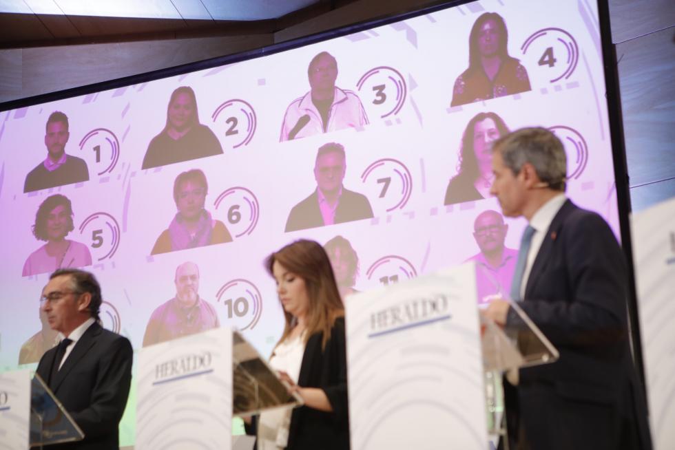Los ciudadanos preguntan a los candidatos a la presidencia del Gobierno de Aragón.