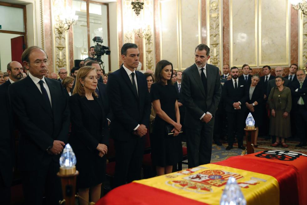 El Congreso despide a Alfredo Pérez Rubalcaba.