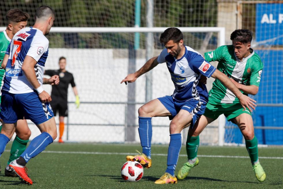 Fútbol. Segunda B- CD Ebro vs. Cornellá.