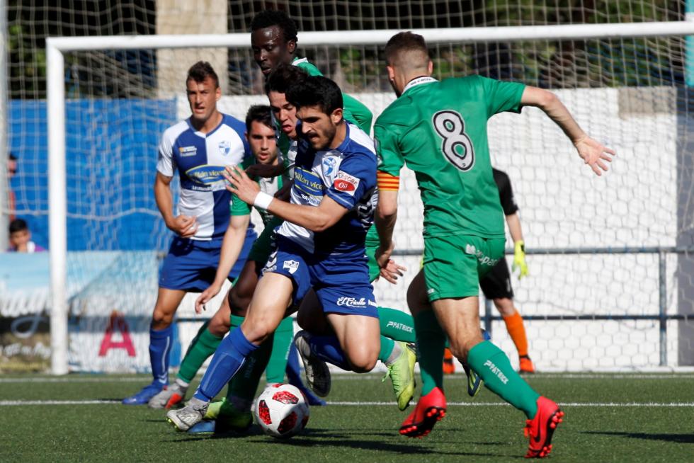Fútbol. Segunda B- CD Ebro vs. Cornellá.