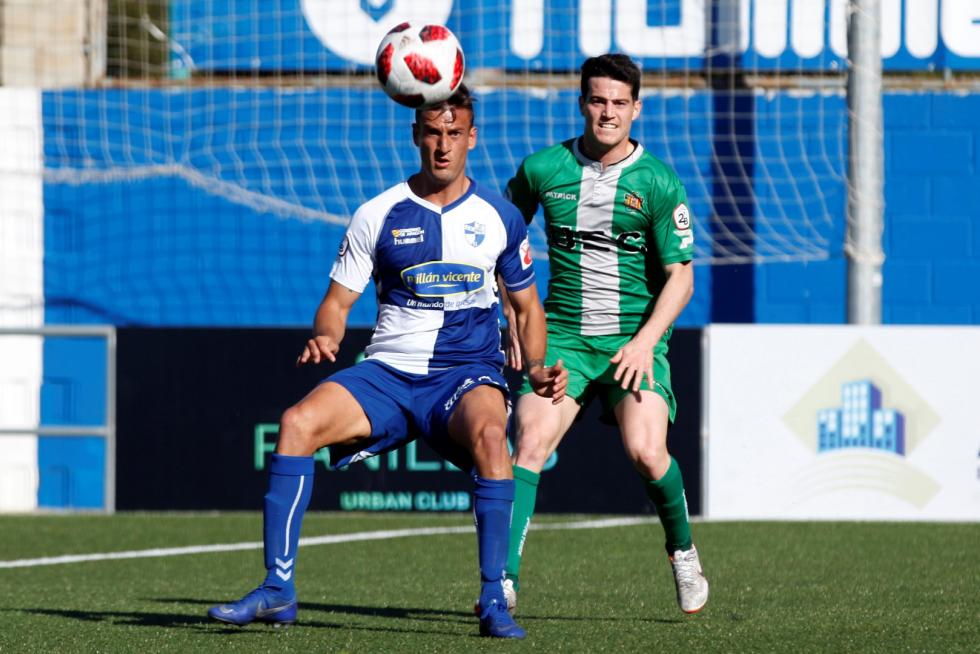 Fútbol. Segunda B- CD Ebro vs. Cornellá.