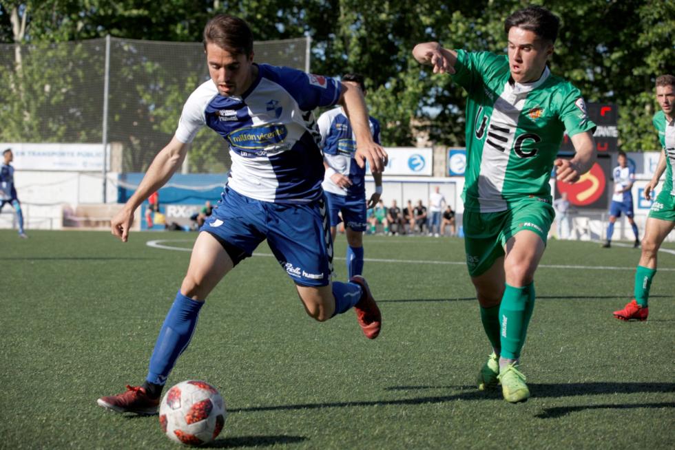 Fútbol. Segunda B- CD Ebro vs. Cornellá.