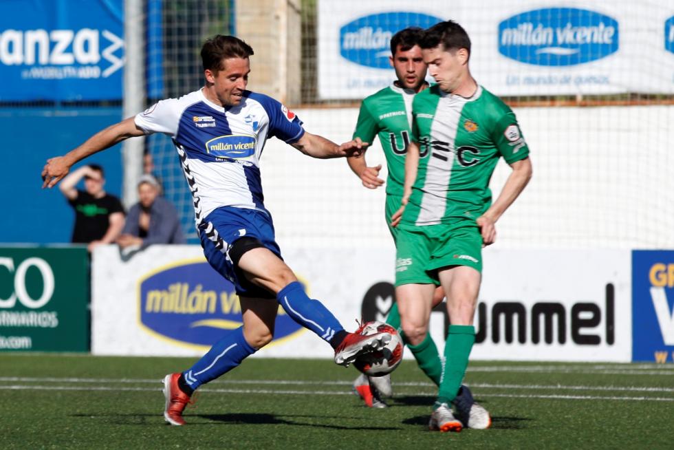 Fútbol. Segunda B- CD Ebro vs. Cornellá.