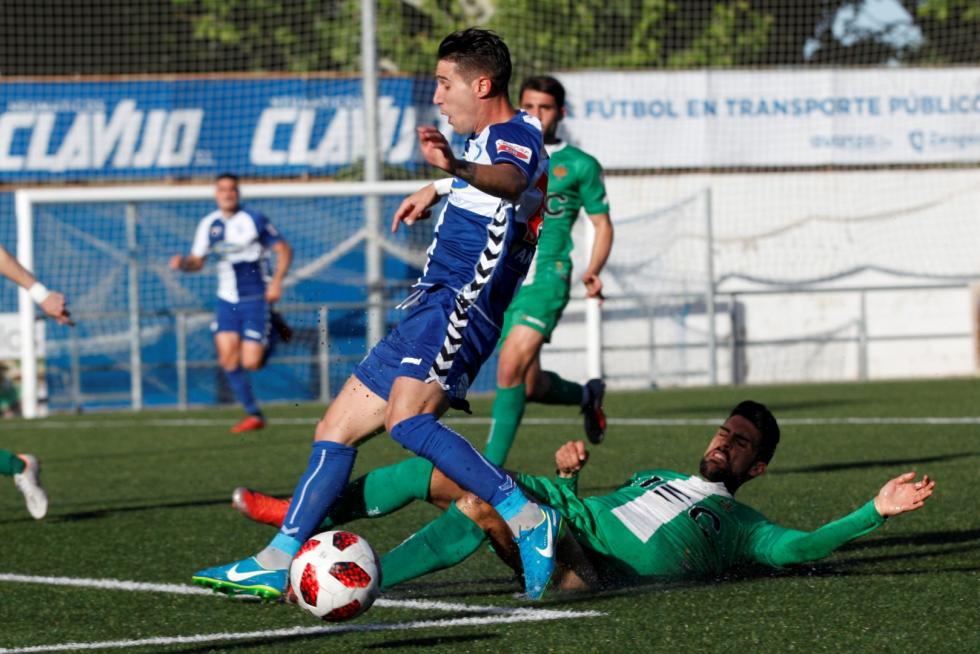 Fútbol. Segunda B- CD Ebro vs. Cornellá.
