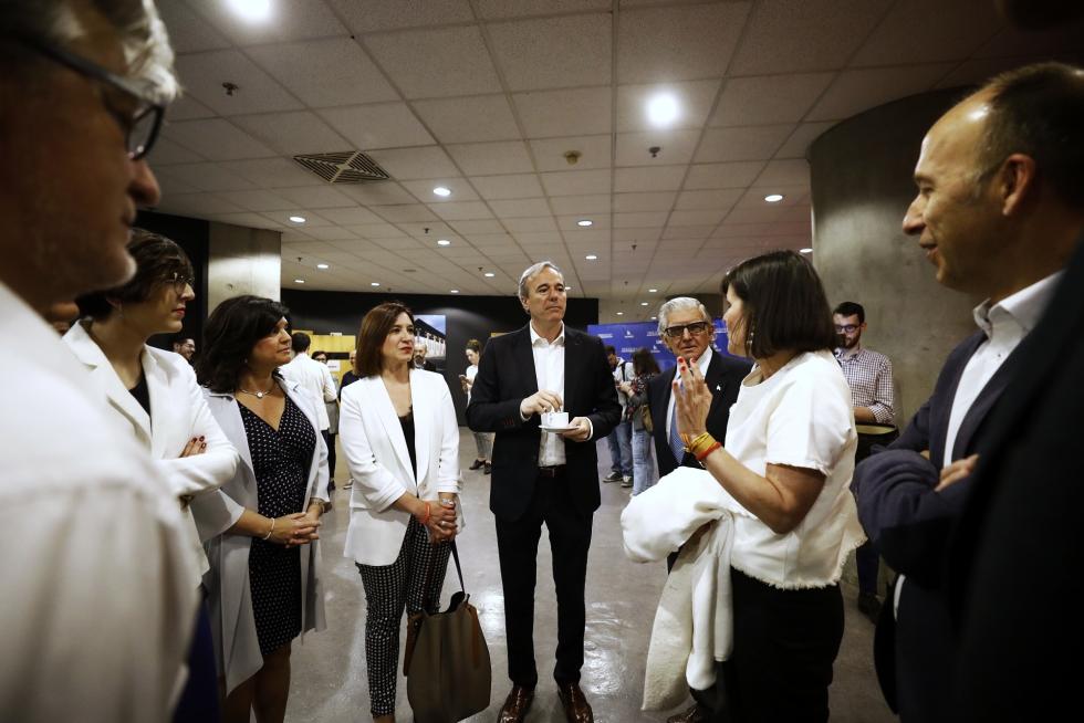 Minutos antes del inicio del debate electoral para la Alcaldía de Zaragoza.