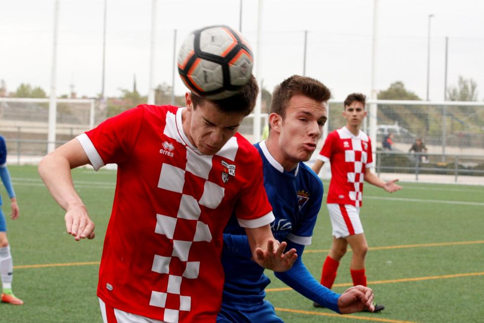 Fútbol. LNJ- Valdefierro vs. Hernan Cortés.