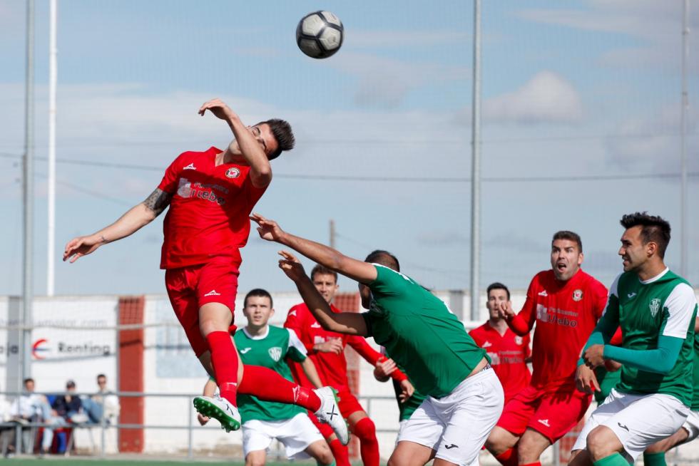 Fútbol. Regional Preferente- Zaragoza 2014 vs. Altorricón.