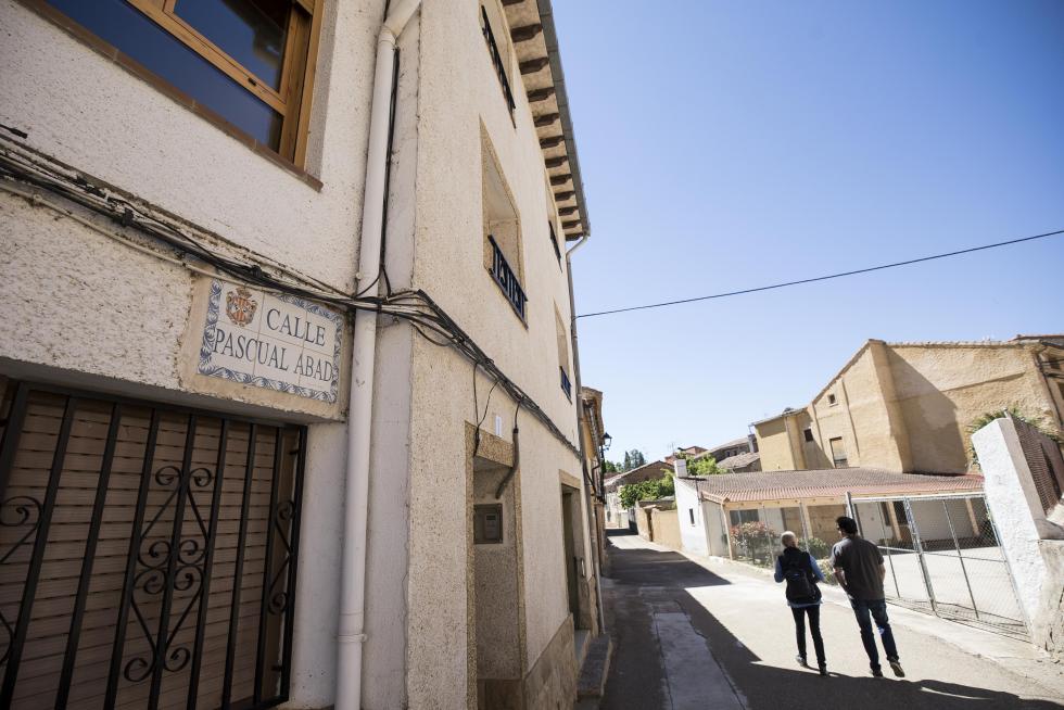 La huella mudéjar, los frescos en la ermita de la Virgen del Rosario, la iglesia de San Gil y el entusiasmo de sus vecinos se reparte entre lo consolidado y los proyectos de futuro.