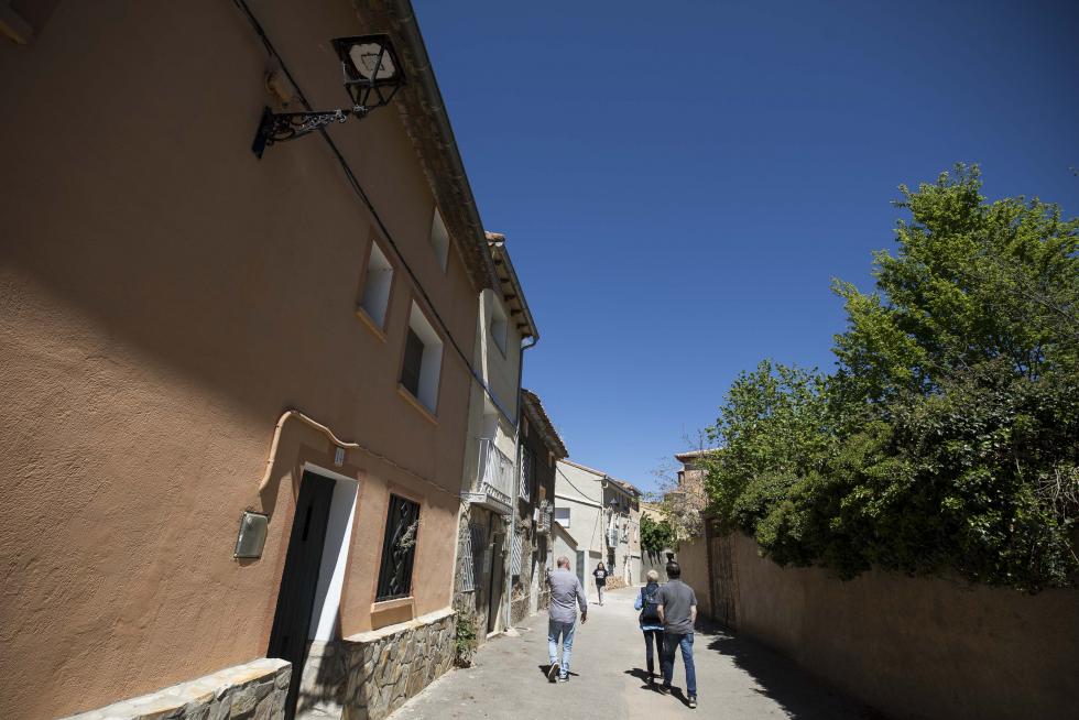 La huella mudéjar, los frescos en la ermita de la Virgen del Rosario, la iglesia de San Gil y el entusiasmo de sus vecinos se reparte entre lo consolidado y los proyectos de futuro.