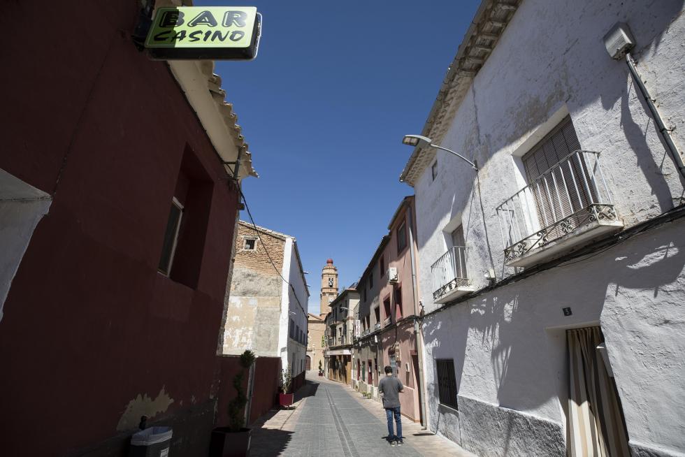 El municipio, que incluye el barrio de Santa Fe y está muy próximo a Zaragoza, es un saludable hervidero cultural y cuenta con firmas punteras en el terreno del molde y la grafía térmica.