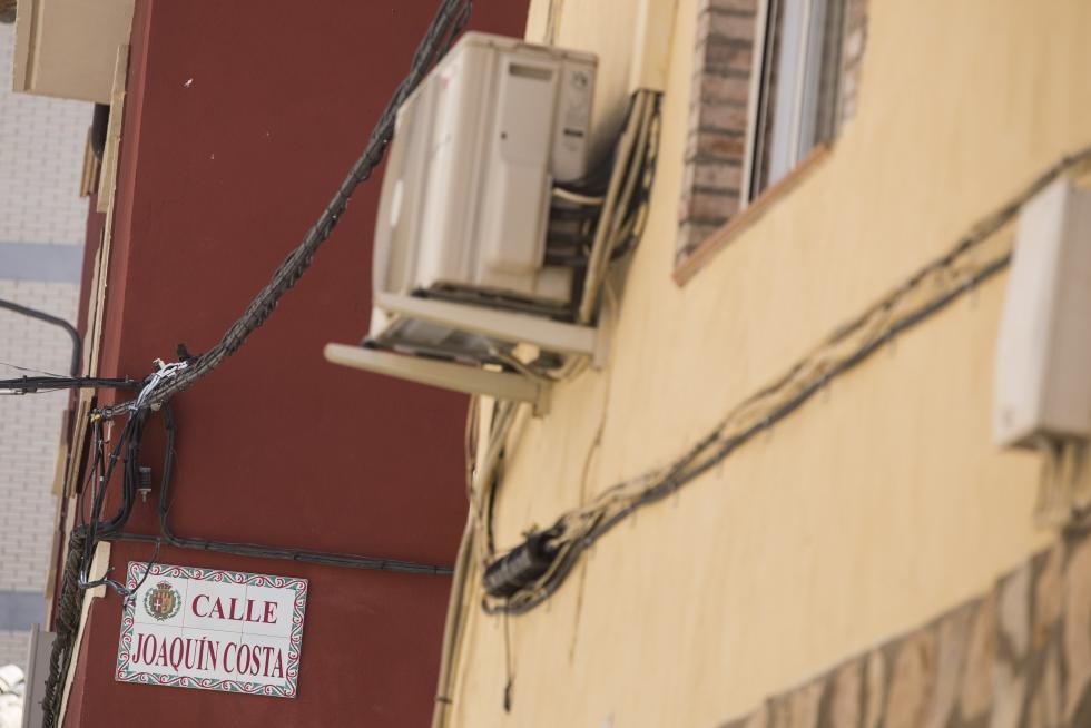 El municipio, que incluye el barrio de Santa Fe y está muy próximo a Zaragoza, es un saludable hervidero cultural y cuenta con firmas punteras en el terreno del molde y la grafía térmica.