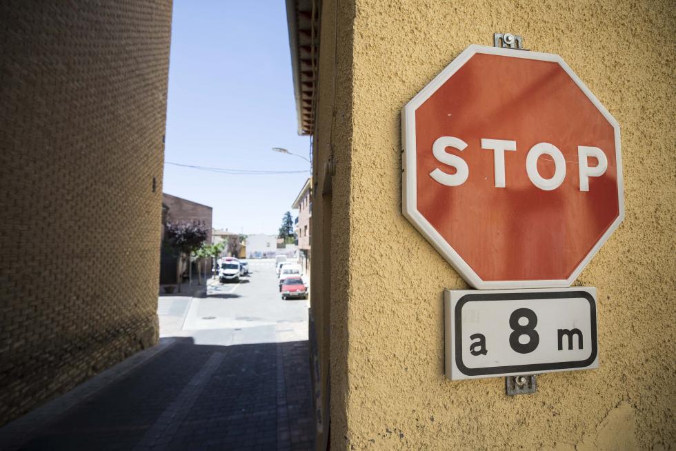 El municipio, que incluye el barrio de Santa Fe y está muy próximo a Zaragoza, es un saludable hervidero cultural y cuenta con firmas punteras en el terreno del molde y la grafía térmica.