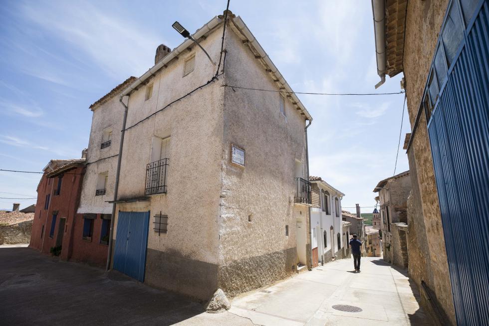 El municipio, que vive una situación esperanzadora en el sector primario, adolece sin embargo de conexiones adecuadas por carretera y tiene problemas de señal móvil e internauta.