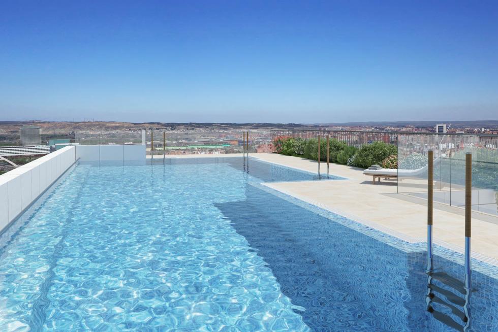 La piscina con las mejores vistas de la ciudad está en Torre Zaragoza.