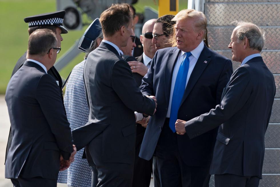 Trump viaja a Londres en medio de la polémica con su alcalde.
