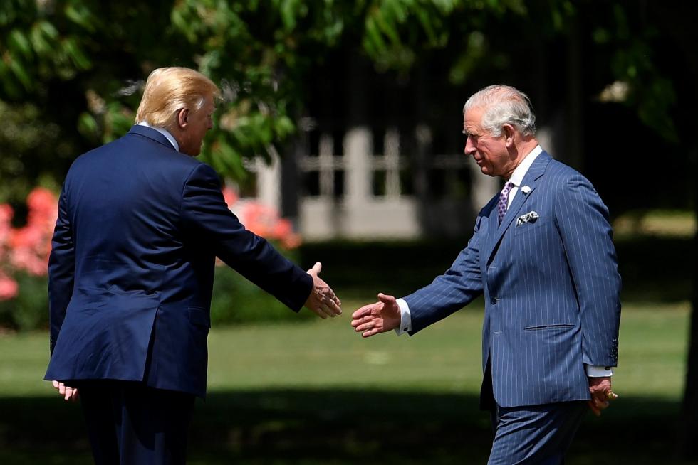 Trump viaja a Londres en medio de la polémica con su alcalde.