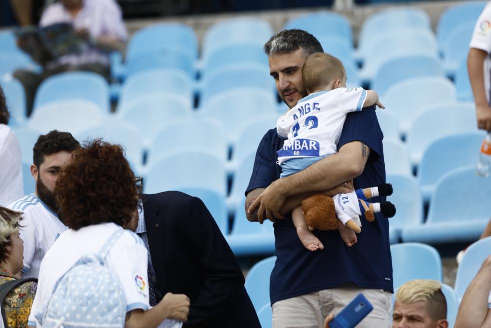Imágenes de los aficionados en el partido del Real Zaragoza contra el Numancia.