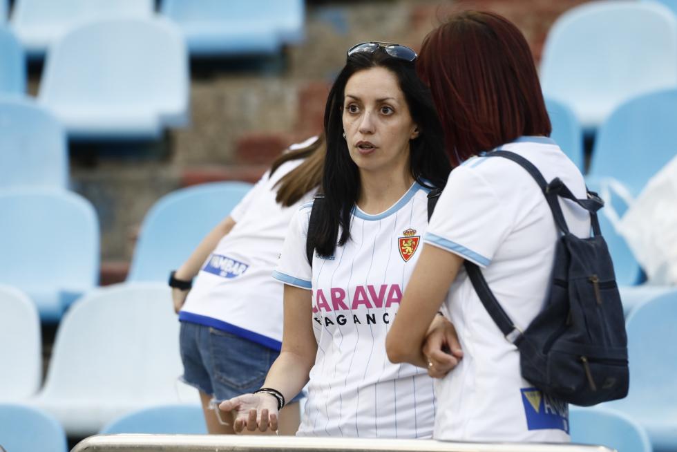 Imágenes de los aficionados en el partido del Real Zaragoza contra el Numancia.